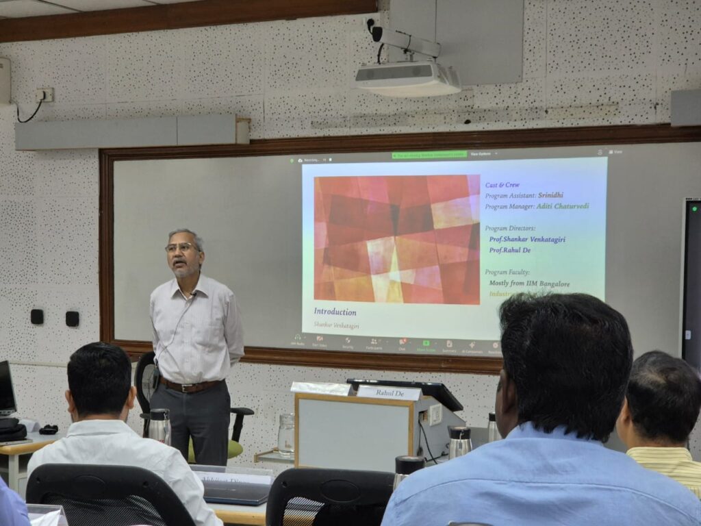 Prof. Rahul De, one of the directors of the DSAI programme welcoming the participants