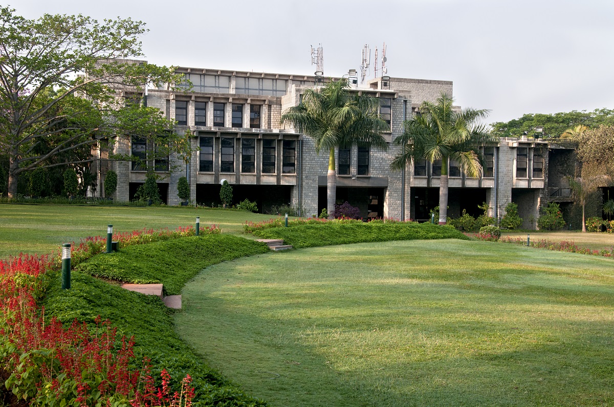 IIM Bangalore Library and OAT